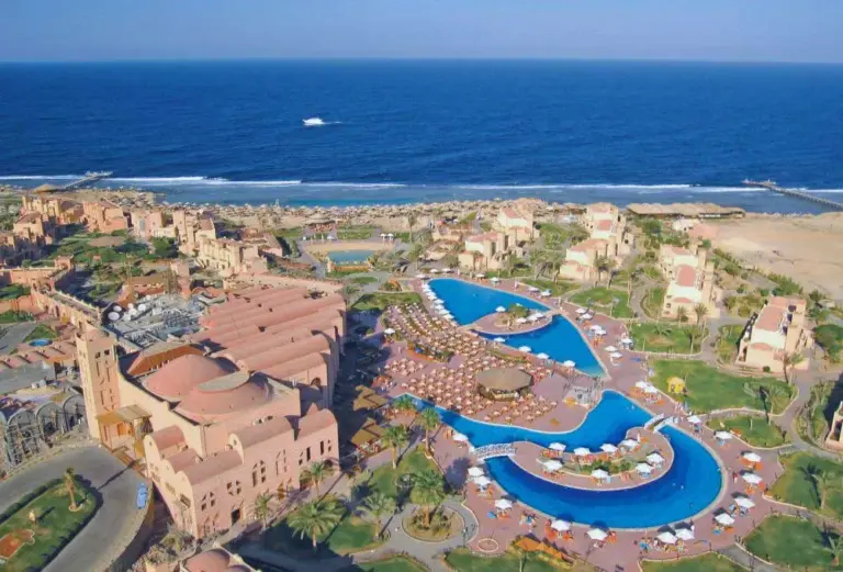 تعرف على أفضل منتجعات مرسي علم تعرف على أفضل منتجعات مرسي علم