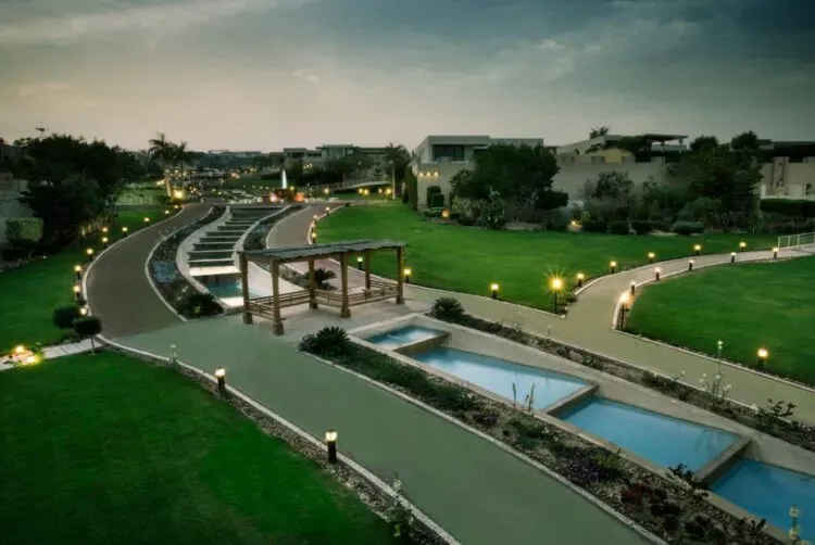 Pyramids Hills October