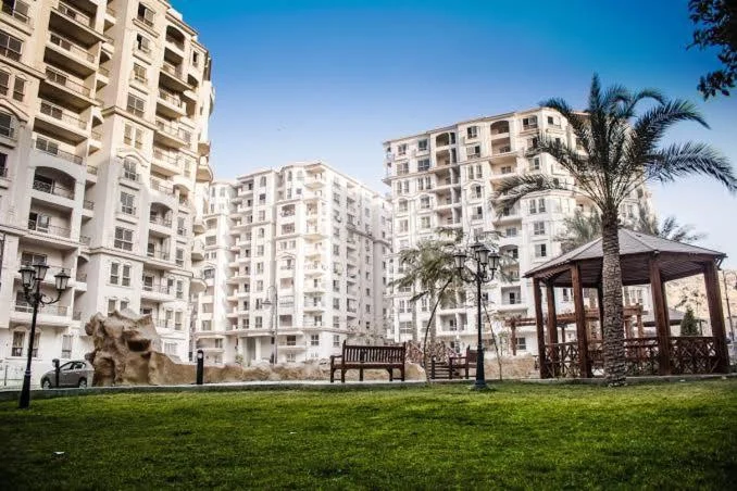 كمبوند البارون سيتي القطامية