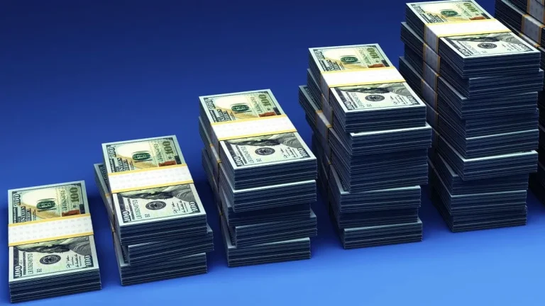كيف تستثمر أموالك؟ من خلال 3 طرق