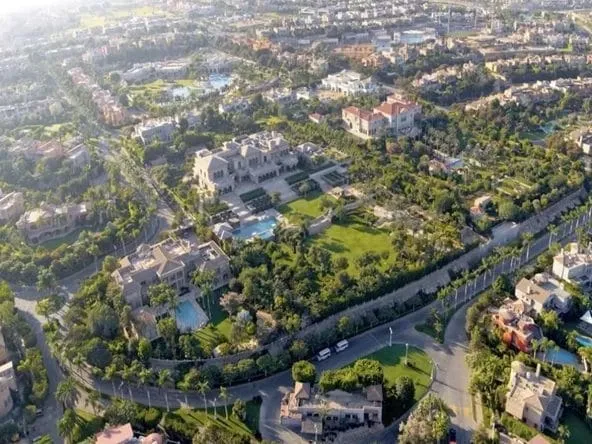 محلات للبيع في اكتوبر هيلز