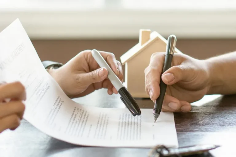 هل المتزوج يحتاج عقد إيجار الضمان المطور؟