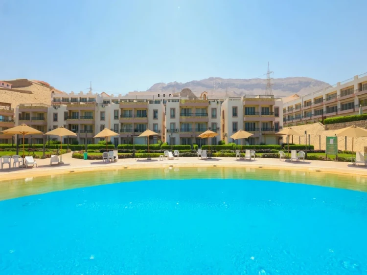 أبرز عيوب قرية بلومار العين السخنة